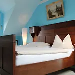 Heinrich's & Walternienburg